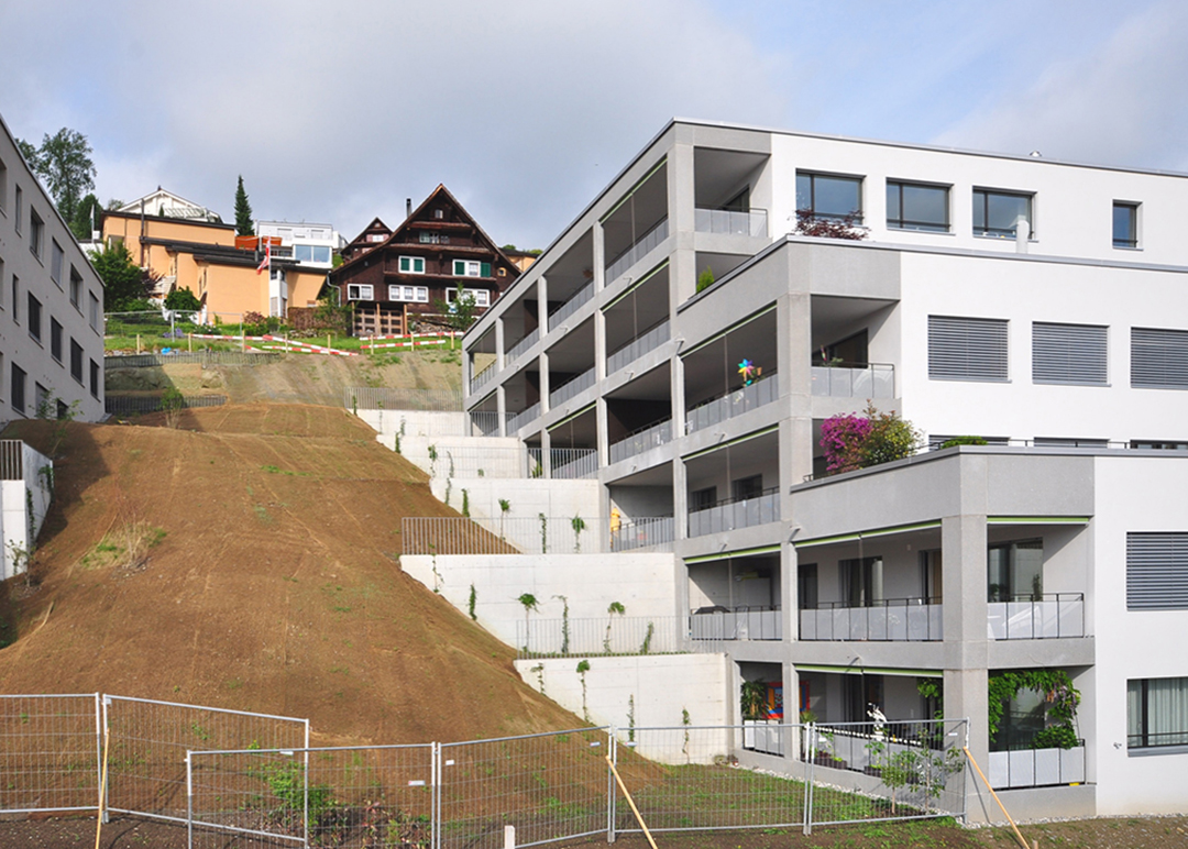 pfarch_Unter_Sidhalde_6_8_10_Zwischenraum